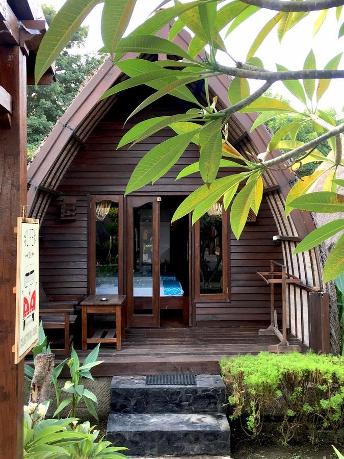 Amora Villa Gili Trawangan Extérieur photo