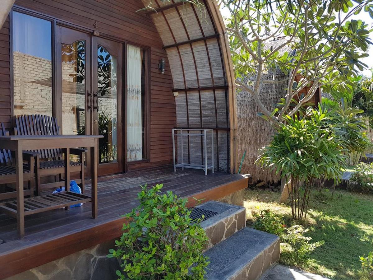 Amora Villa Gili Trawangan Extérieur photo