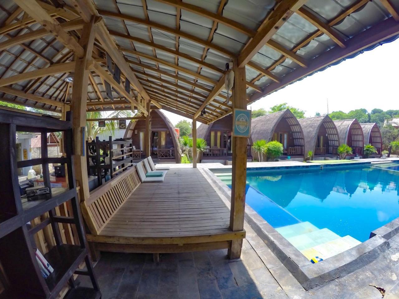 Amora Villa Gili Trawangan Extérieur photo