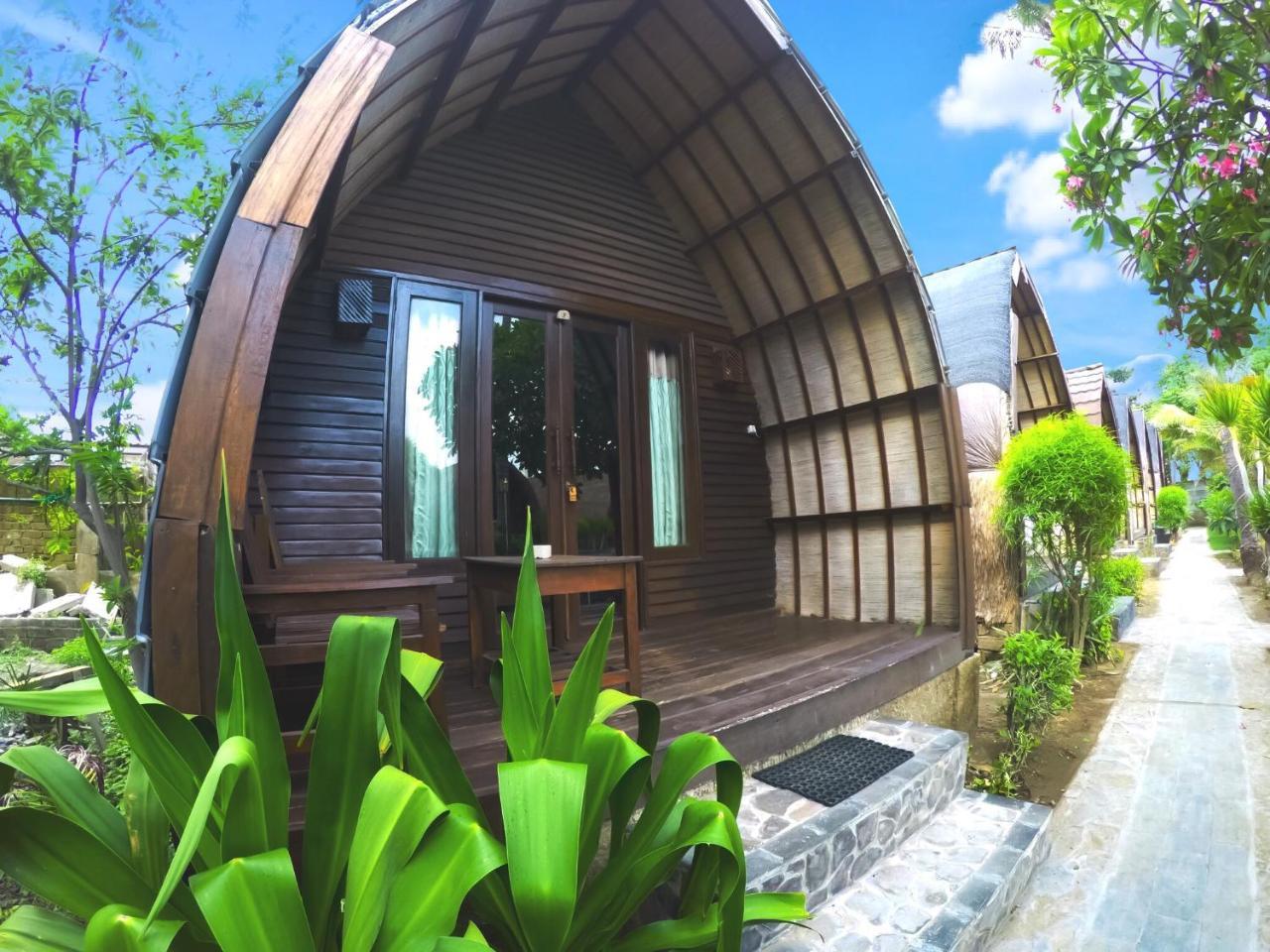 Amora Villa Gili Trawangan Extérieur photo