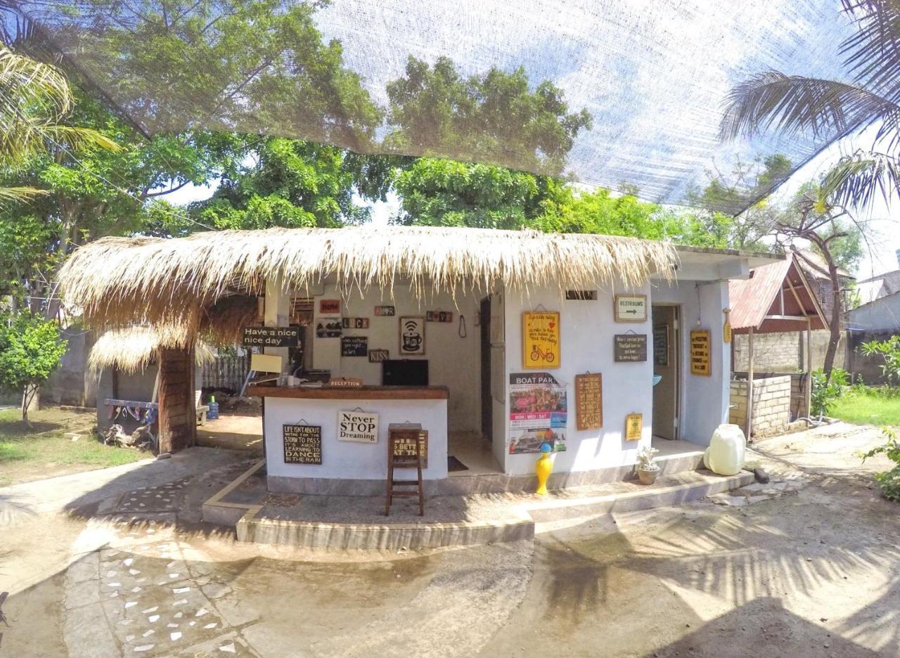 Amora Villa Gili Trawangan Extérieur photo